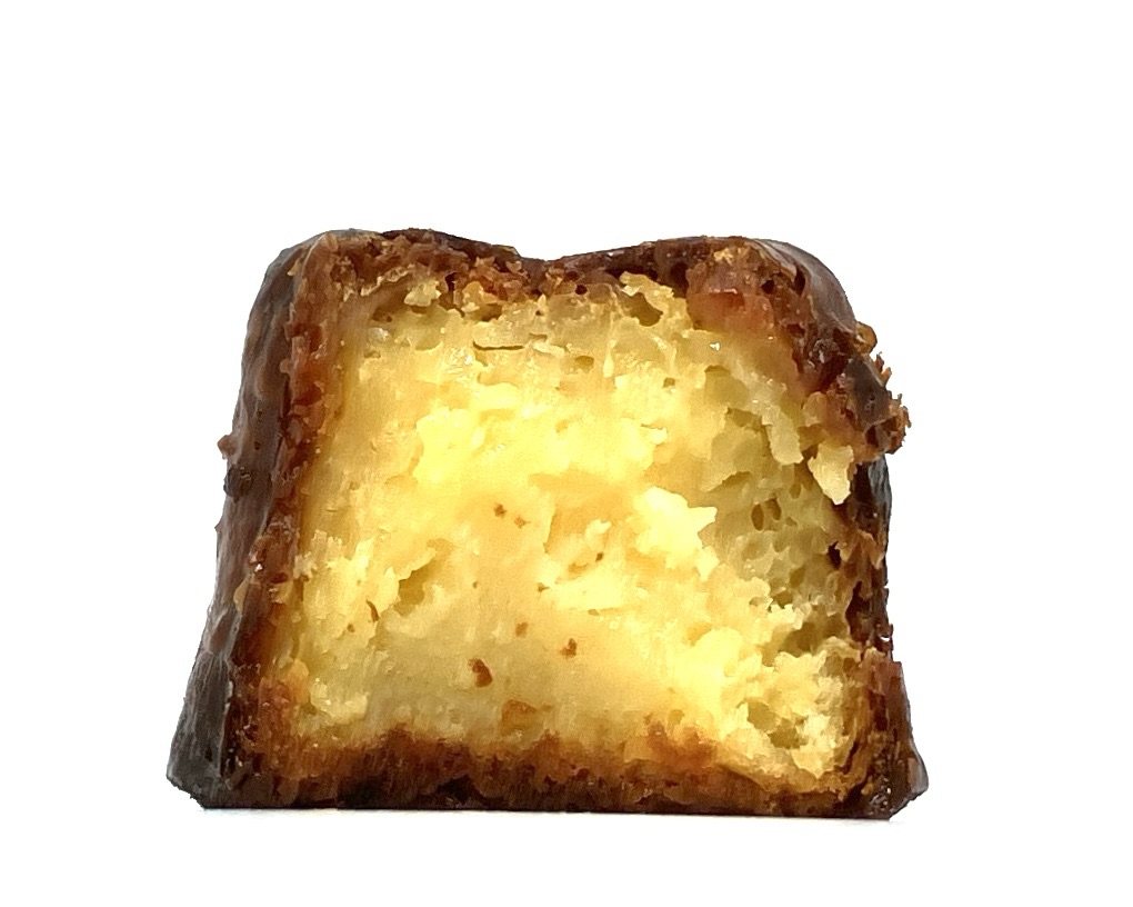 seveneleven-sweets-ram-canele-eating 