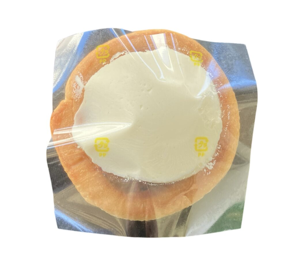 seveneleven-sweets-cheese-cream-cinnamon—up