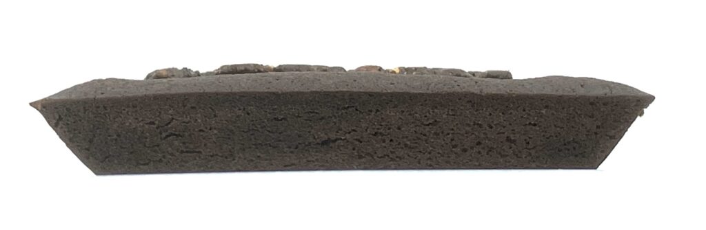 familymart-sweet-black-thunder-financier-side