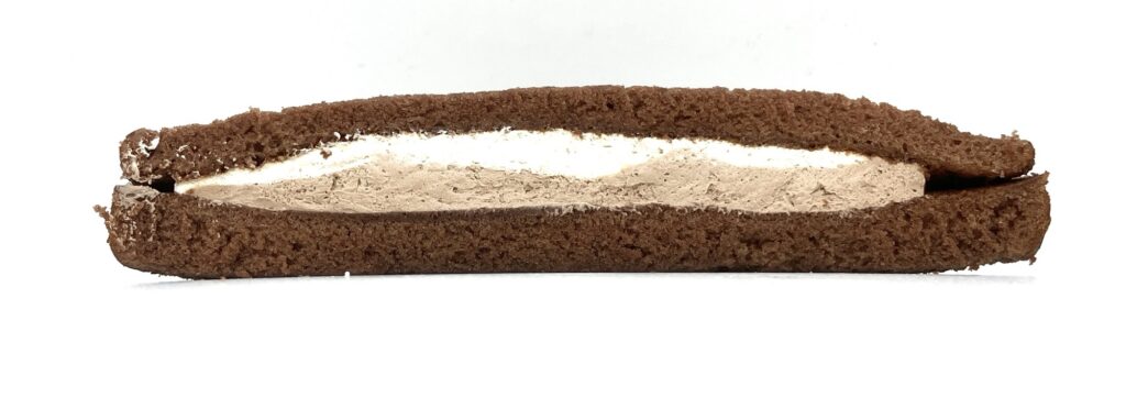 seveneleven-sweets-chiffon-cake-chocolate-cream-side